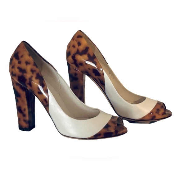 Gucci 5B Tortoise Peep Toe Heels White Cream Brown Cream White Pumps Designer - Picture 1 of 16